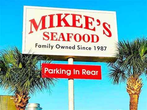 Mike seafood - Mikes Seafood offers a variety of raw, fried and grilled seafood dishes, as well as po' boys, gumbo, soups and frozen drinks. See the menu prices, side orders and hours of operation for this Louisiana-based restaurant chain.